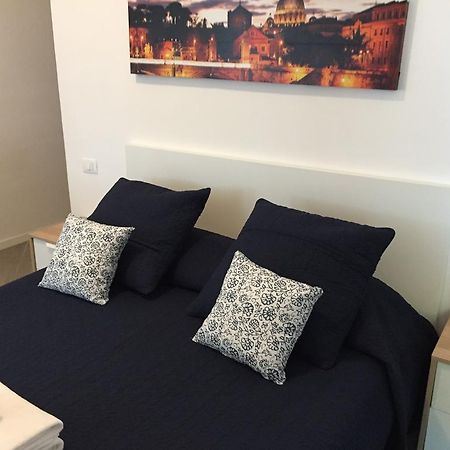 Aquarius Rome Bed & Breakfast Bagian luar foto