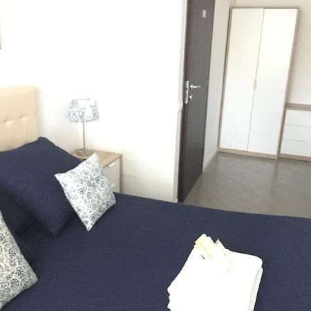 Aquarius Rome Bed & Breakfast Bagian luar foto