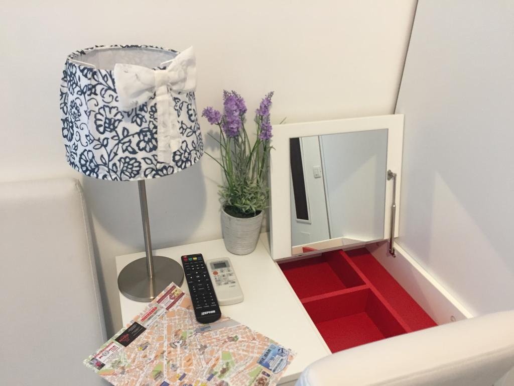 Aquarius Rome Bed & Breakfast Bagian luar foto