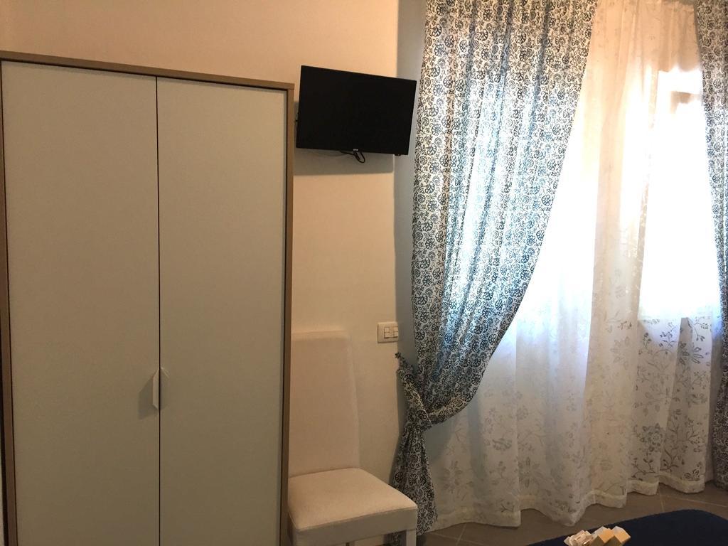 Aquarius Rome Bed & Breakfast Bagian luar foto