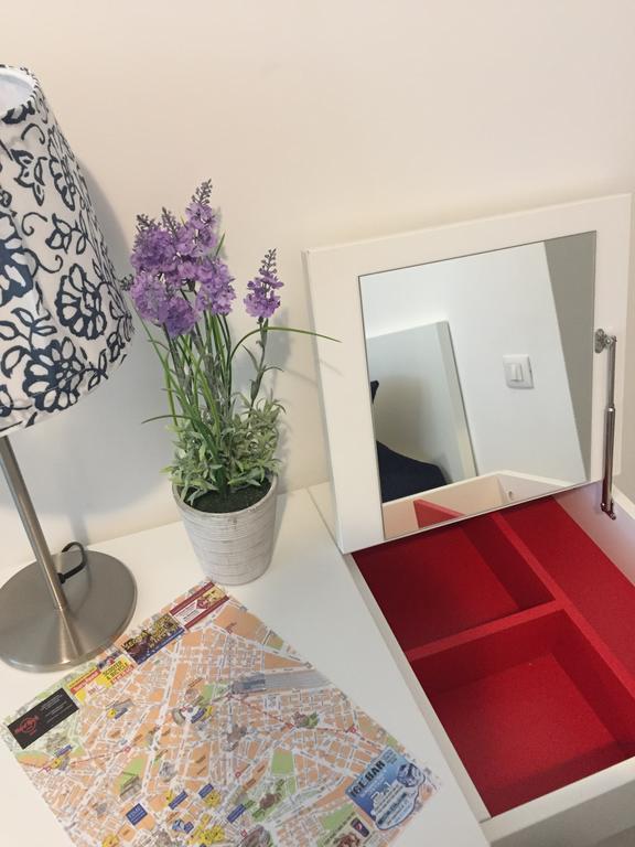 Aquarius Rome Bed & Breakfast Bagian luar foto